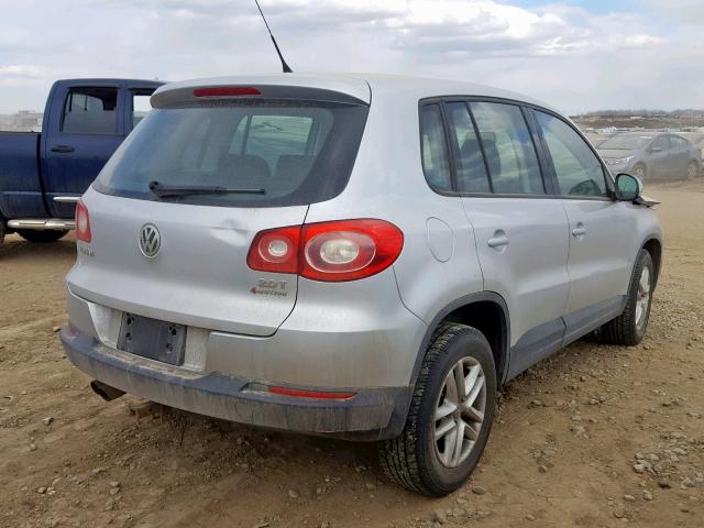 WVGBV95N39W524283 - 2009 VOLKSWAGEN TIGUAN SE SILVER photo 4