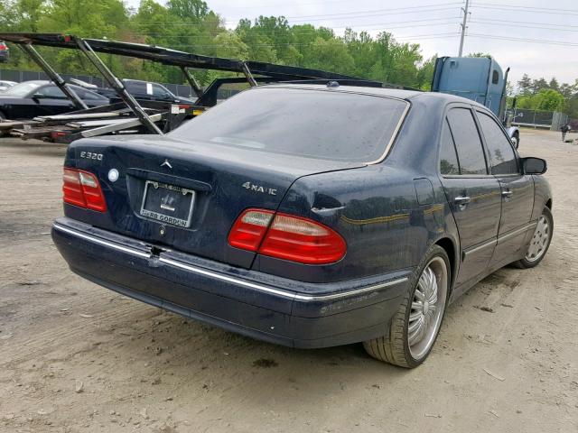 WDBJF82J92X063632 - 2002 MERCEDES-BENZ E 320 4MAT BLUE photo 4