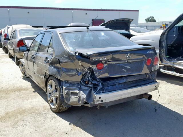 JTHBD192630080723 - 2003 LEXUS IS 300 GRAY photo 3