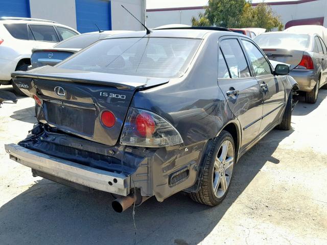 JTHBD192630080723 - 2003 LEXUS IS 300 GRAY photo 4