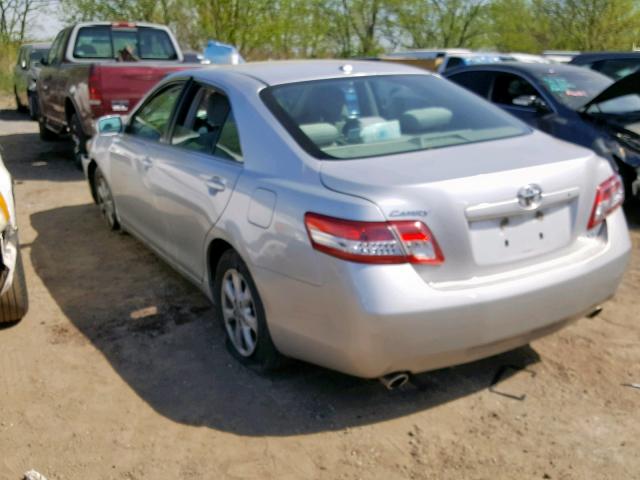 4T1BK3EK1AU112942 - 2010 TOYOTA CAMRY SE SILVER photo 3