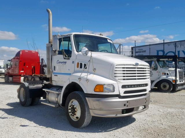 2FWBA2CG26AV25486 - 2006 STERLING TRUCK A 9500 WHITE photo 1