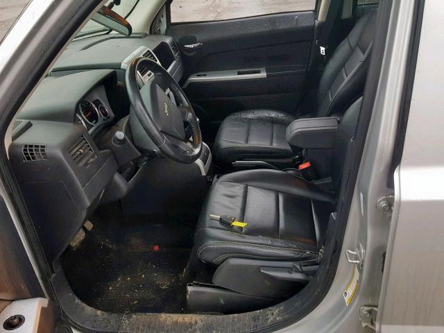 1J8FF48W18D577593 - 2008 JEEP PATRIOT LI SILVER photo 5