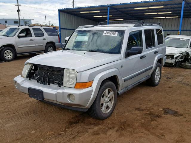 1J8HG48N56C351962 - 2006 JEEP COMMANDER ნაცრისფერი ფოტო 2