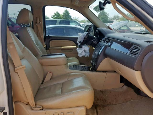 1GKS2MEF1CR128582 - 2012 GMC YUKON XL D BEIGE photo 5