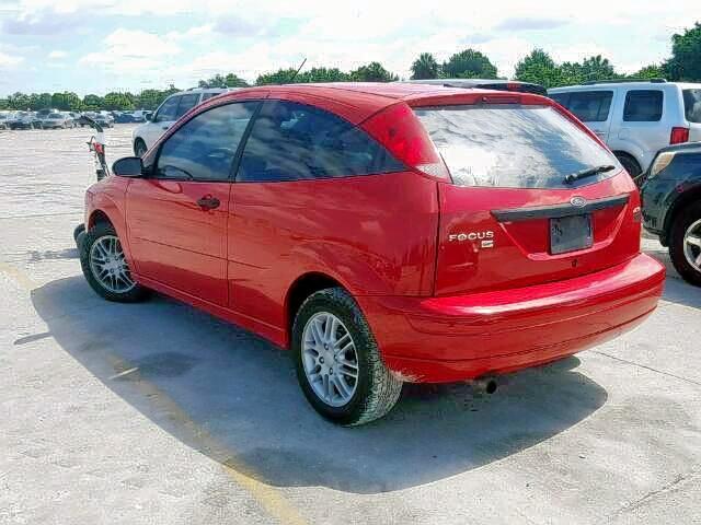 1FAFP31N66W156363 - 2006 FORD FOCUS ZX3 RED photo 3