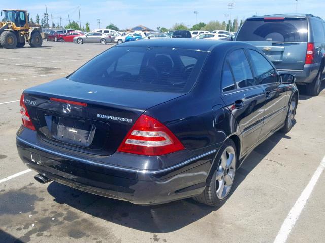 WDBRF40J15F656491 - 2005 MERCEDES-BENZ C 230K SPO BLACK photo 4