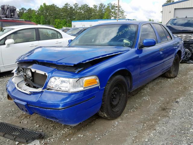 2FAFP71W1YX102282 - 2000 FORD CROWN VICT BLUE photo 2