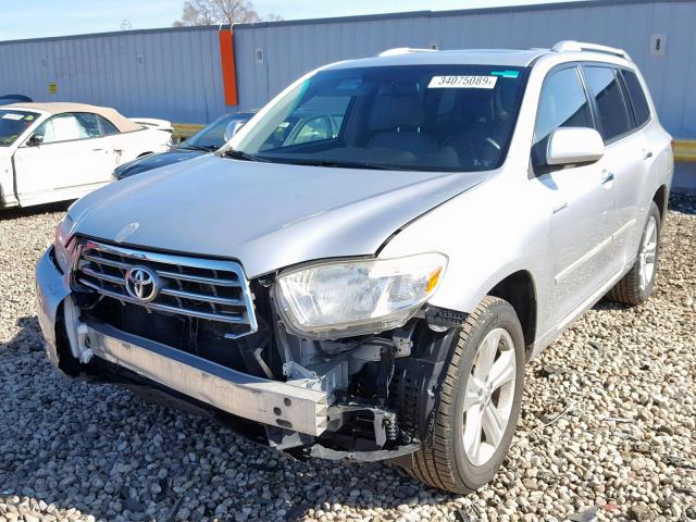 JTEES42A092148238 - 2009 TOYOTA HIGHLANDER SILVER photo 2