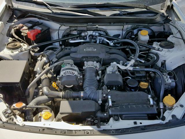 JF1ZNAA1XG8704200 - 2016 TOYOTA SCION FR-S WHITE photo 7