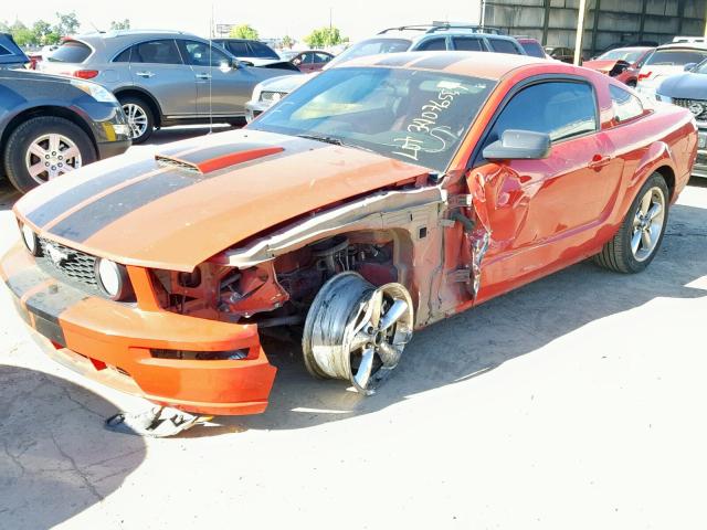 1ZVHT82H675286880 - 2007 FORD MUSTANG GT RED photo 2