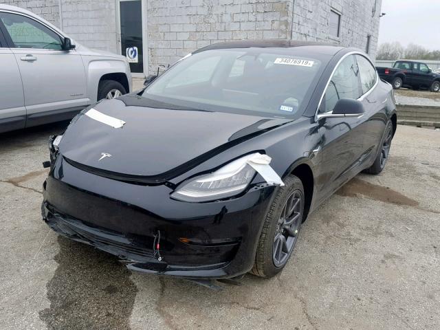 5YJ3E1EA0JF101502 - 2018 TESLA MODEL 3 BLACK photo 2