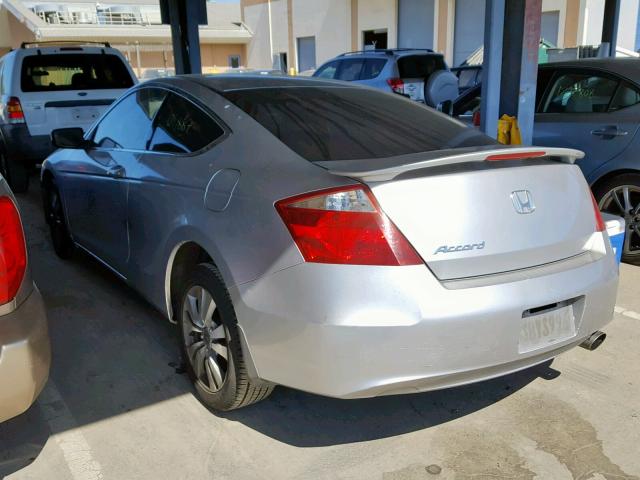 1HGCS12398A000266 - 2008 HONDA ACCORD LX- SILVER photo 3