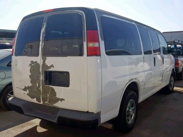 1GNFG15Z771209766 - 2007 CHEVROLET EXPRESS G1 WHITE photo 4