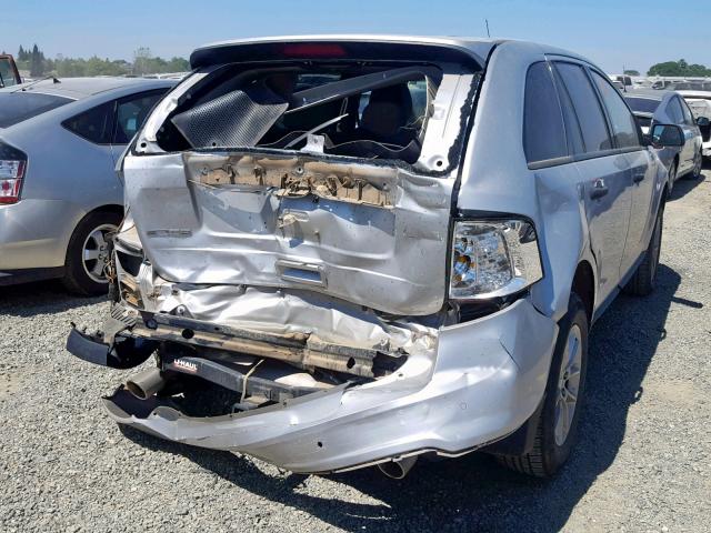 2FMDK3GC4DBC03213 - 2013 FORD EDGE SE SILVER photo 4