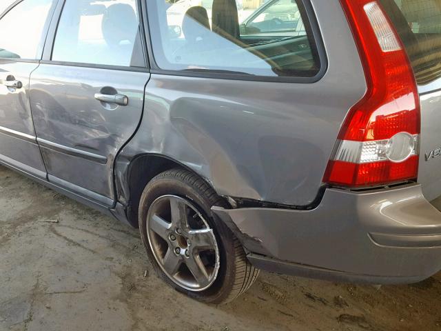 YV1MJ682352080147 - 2005 VOLVO V50 T5 GRAY photo 9