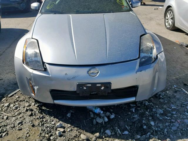 JN1AZ34E13T001813 - 2003 NISSAN 350Z COUPE SILVER photo 9