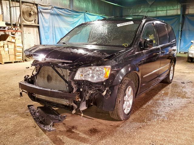 2A4RR8D12AR422612 - 2010 CHRYSLER TOWN & COU BLACK photo 2