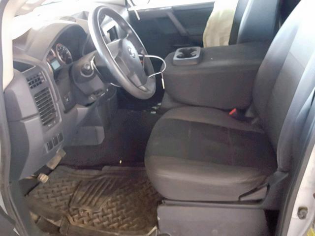 1N6BA0EK7CN303104 - 2012 NISSAN TITAN S SILVER photo 5