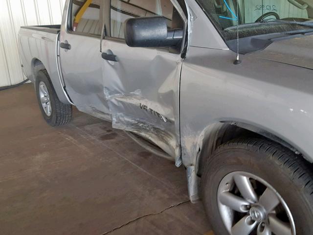 1N6BA0EK7CN303104 - 2012 NISSAN TITAN S SILVER photo 9