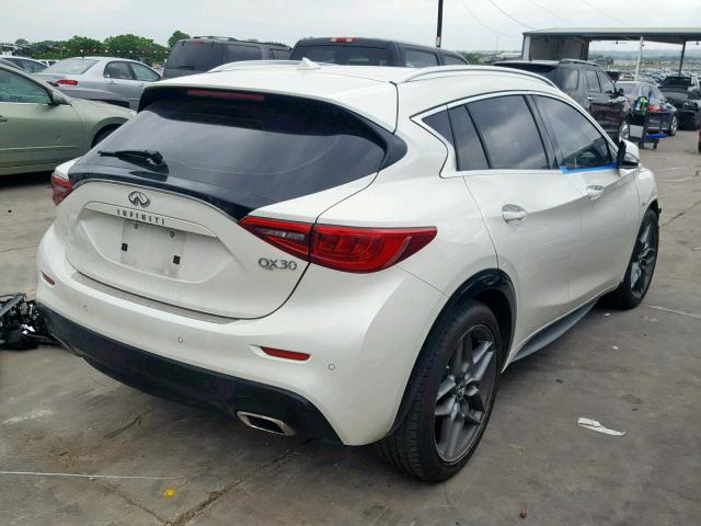 SJKCH5CP6JA045674 - 2018 INFINITI QX30 BASE WHITE photo 4