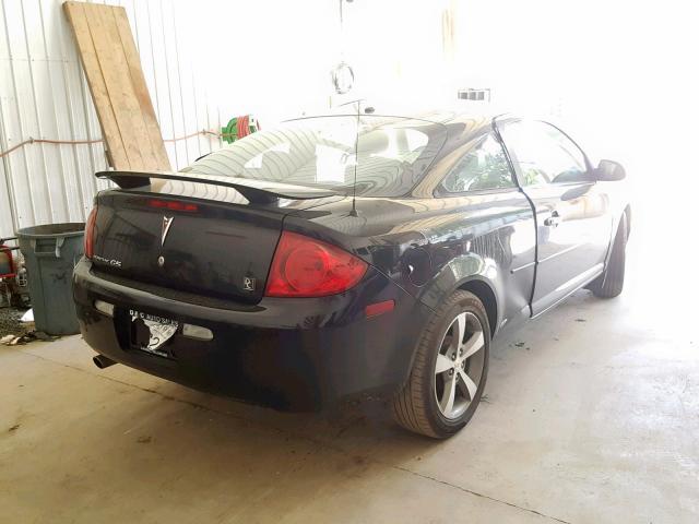 1G2AL15FX77362714 - 2007 PONTIAC G5 BLACK photo 4