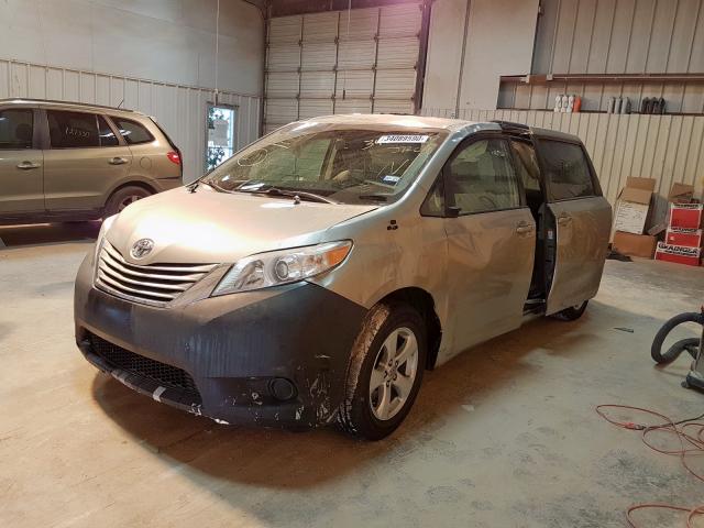 5TDKK3DC8FS610095 - 2015 TOYOTA SIENNA LE  photo 2