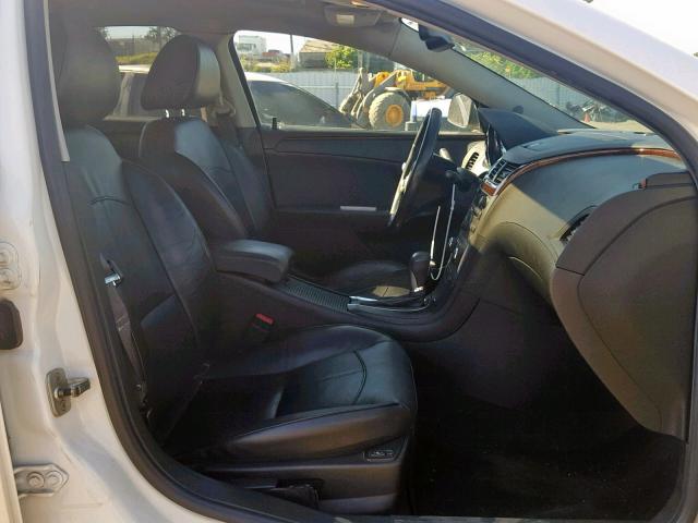 1G1ZE5E78BF109472 - 2011 CHEVROLET MALIBU LTZ 白色 照片 5