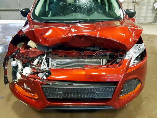 1FMCU0F72GUB59784 - 2016 FORD ESCAPE S ORANGE photo 9