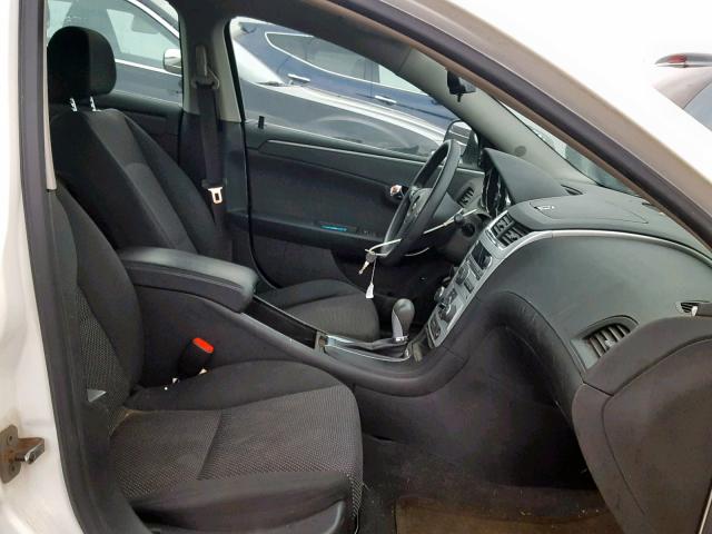 1G1ZH57B88F176395 - 2008 CHEVROLET MALIBU 1LT WHITE photo 5