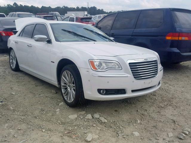 2C3CCAPT5CH312152 - 2012 CHRYSLER 300C LUXUR WHITE photo 1