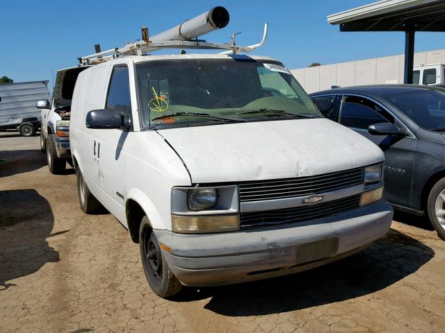 1GCDM19W2WB212611 - 1998 CHEVROLET ASTRO WHITE photo 1