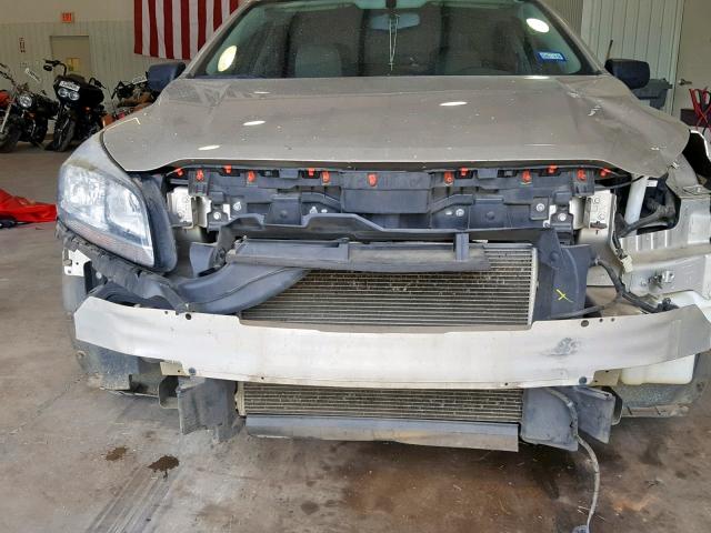 1G11B5SA7DF250199 - 2013 CHEVROLET MALIBU LS GOLD photo 9