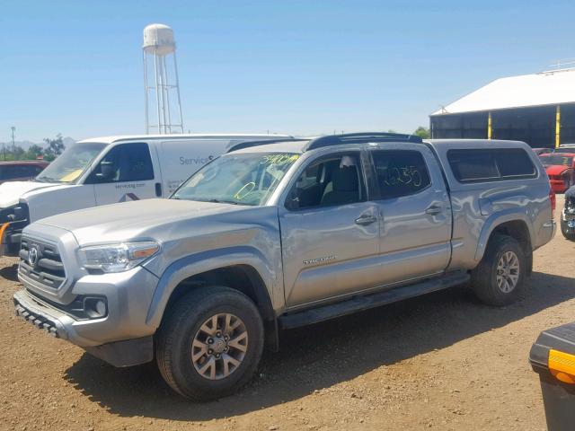 3TMDZ5BN8GM008853 - 2016 TOYOTA TACOMA DOU SILVER photo 2
