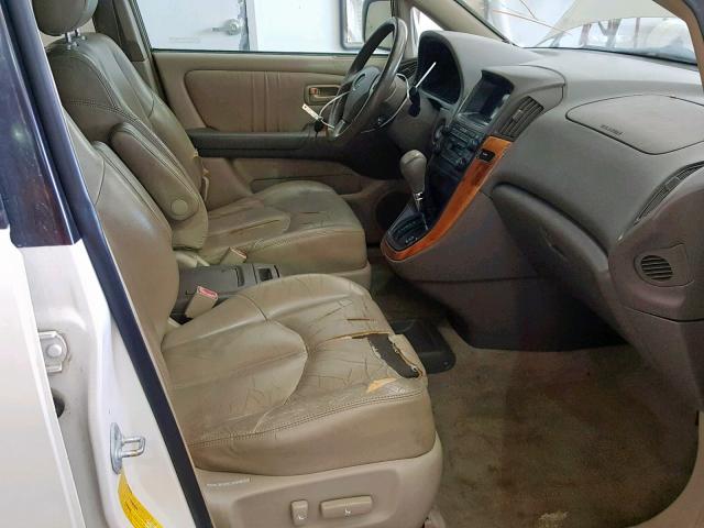 JT6GF10U4X0034174 - 1999 LEXUS RX 300 WHITE photo 5