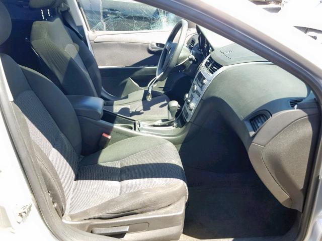 1G1ZC5E03CF283976 - 2012 CHEVROLET MALIBU 1LT SILVER photo 5