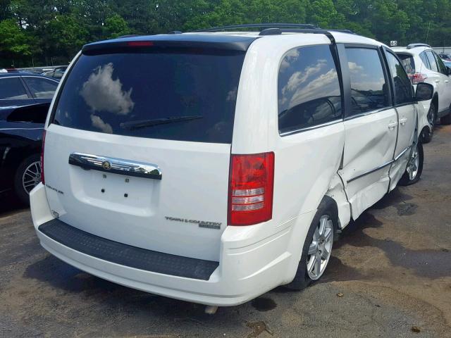 2A4RR5D18AR319726 - 2010 CHRYSLER TOWN & COU WHITE photo 4