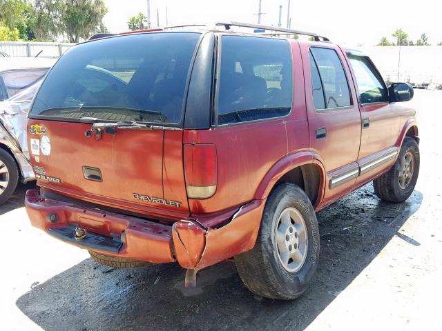 1GNDT13W4Y2244806 - 2000 CHEVROLET BLAZER RED photo 4