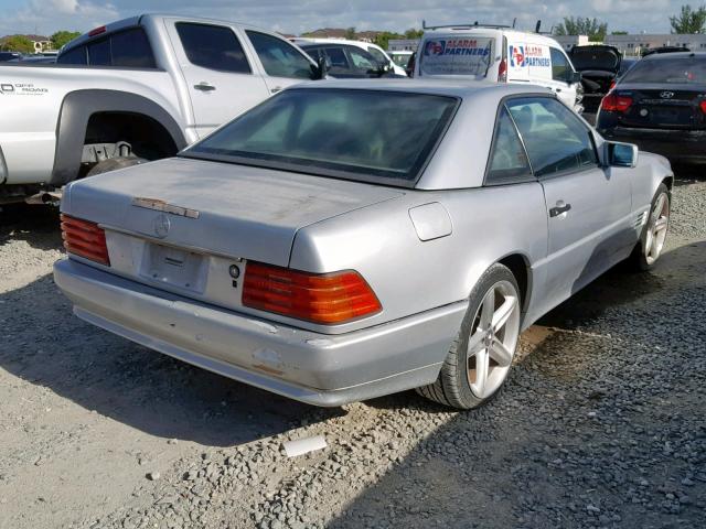 WDBFA63E9RF088315 - 1994 MERCEDES-BENZ SL 320 SILVER photo 4