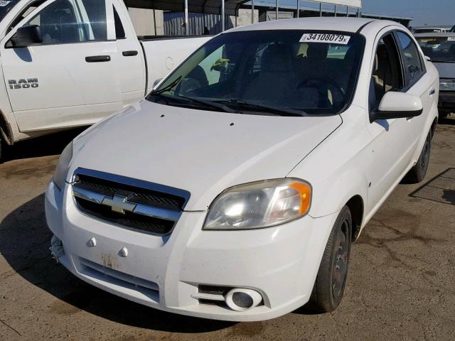 KL1TG56E39B624098 - 2009 CHEVROLET AVEO LT WHITE photo 2