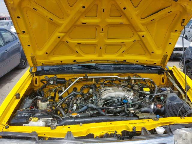 1N6ED27Y7YC309361 - 2000 NISSAN FRONTIER C YELLOW photo 7