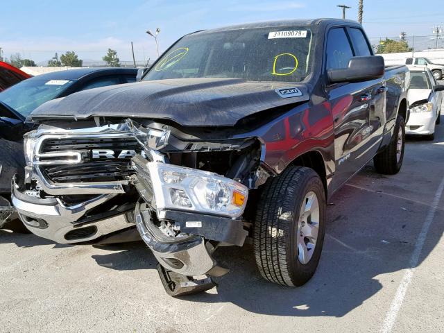 1C6RREBG4KN642058 - 2019 RAM 1500 BIG H GRAY photo 2