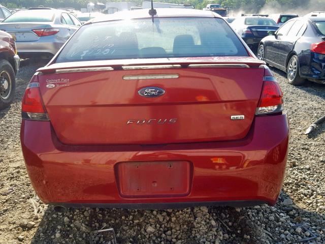 1FAHP3GN7AW181281 - 2010 FORD FOCUS SES RED photo 9
