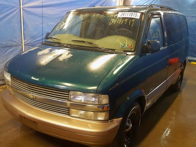 1GNDM19WXVB158741 - 1997 CHEVROLET ASTRO GREEN photo 2