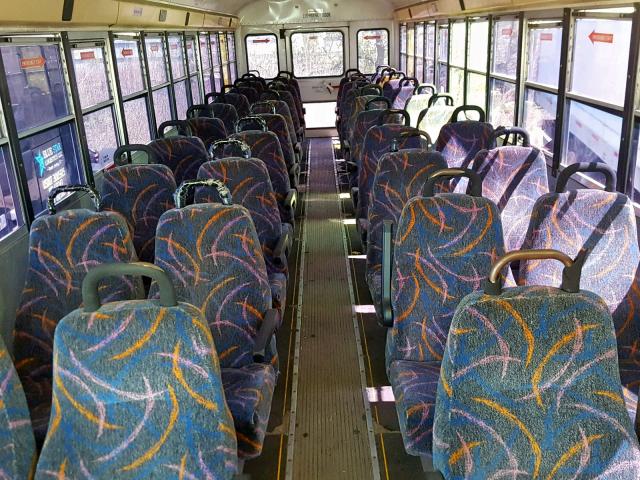 4DRBUAAN07B269414 - 2007 IC CORPORATION 3000 白色 照片 6