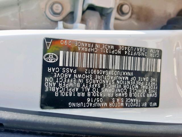 VNKKTUD3XGA069012 - 2016 TOYOTA YARIS L WHITE photo 10