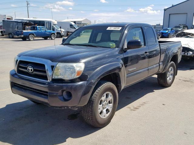 5TETX62N66Z223379 - 2006 TOYOTA TACOMA PRE GRAY photo 2