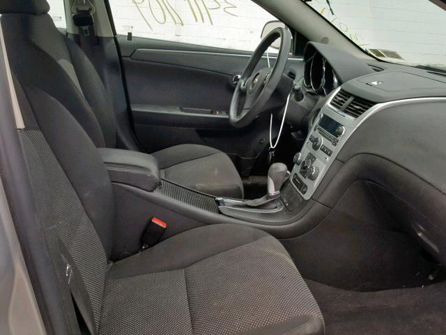 1G1ZC5E04CF391877 - 2012 CHEVROLET MALIBU 1LT 银色 照片 5