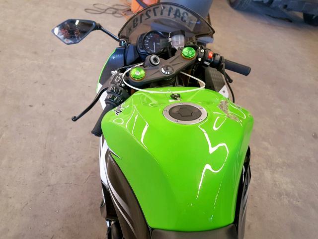 JKBZXJE13FA014803 - 2015 KAWASAKI ZX636 E GREEN photo 5