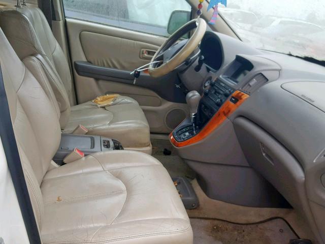 JT6HF10U3Y0100428 - 2000 LEXUS RX 300 WHITE photo 5